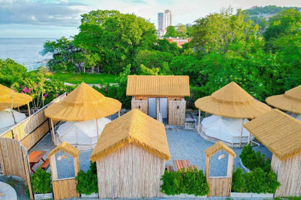 Bangsaen Villa Hotel Екстериор снимка